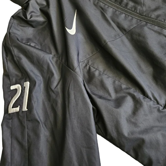 Nike Manhattanville Soccer Windbreaker Jacket - Picture 6 of 8